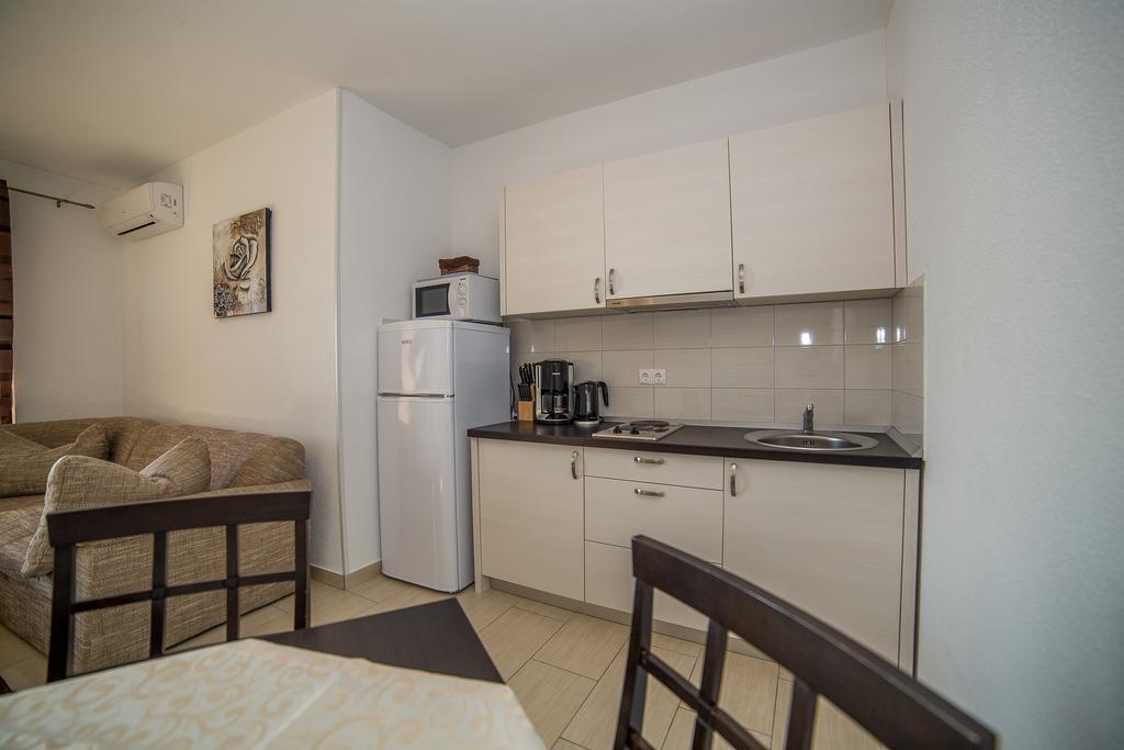 Apartments Kati Omiš Esterno foto